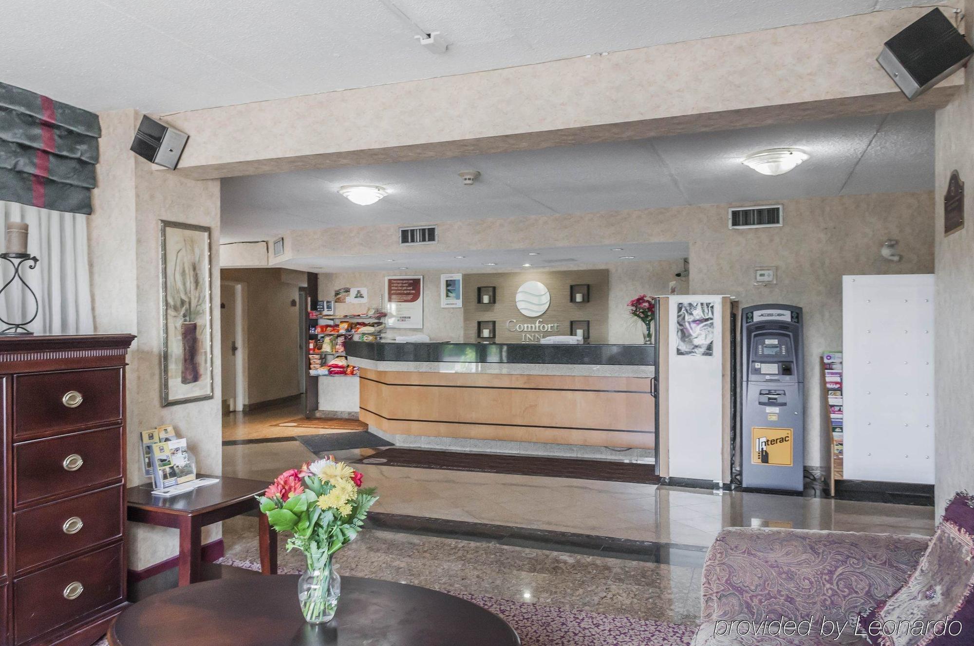 Comfort Inn Meadowvale Mississauga Exterior photo