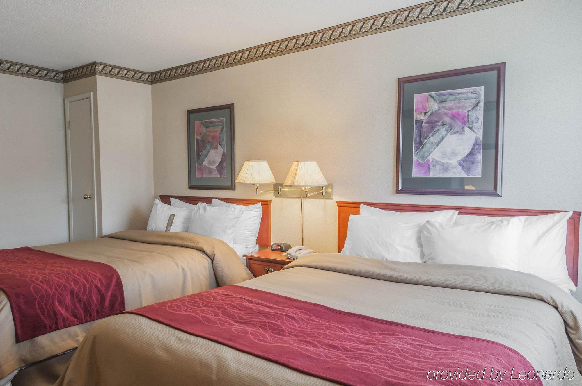 Comfort Inn Meadowvale Mississauga Exterior photo