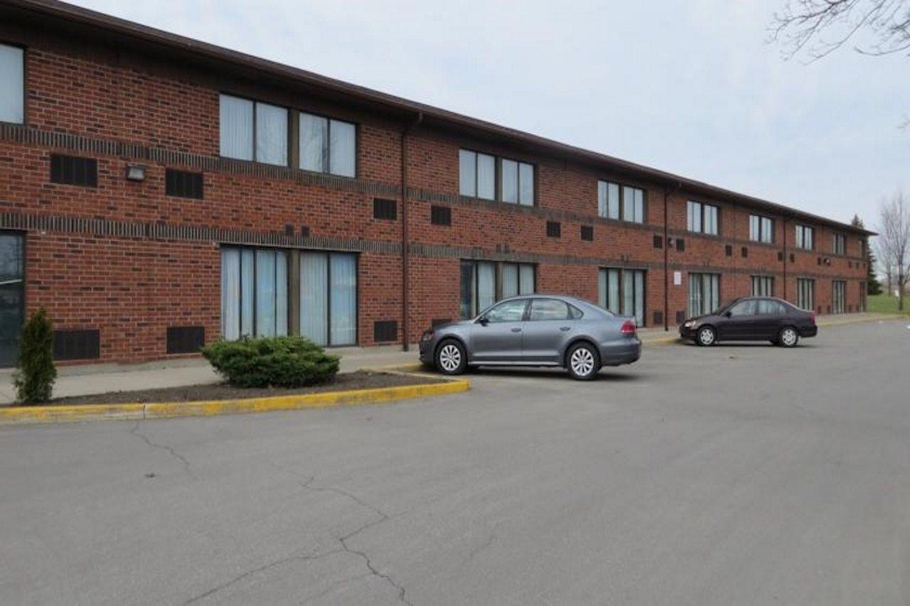 Comfort Inn Meadowvale Mississauga Exterior photo