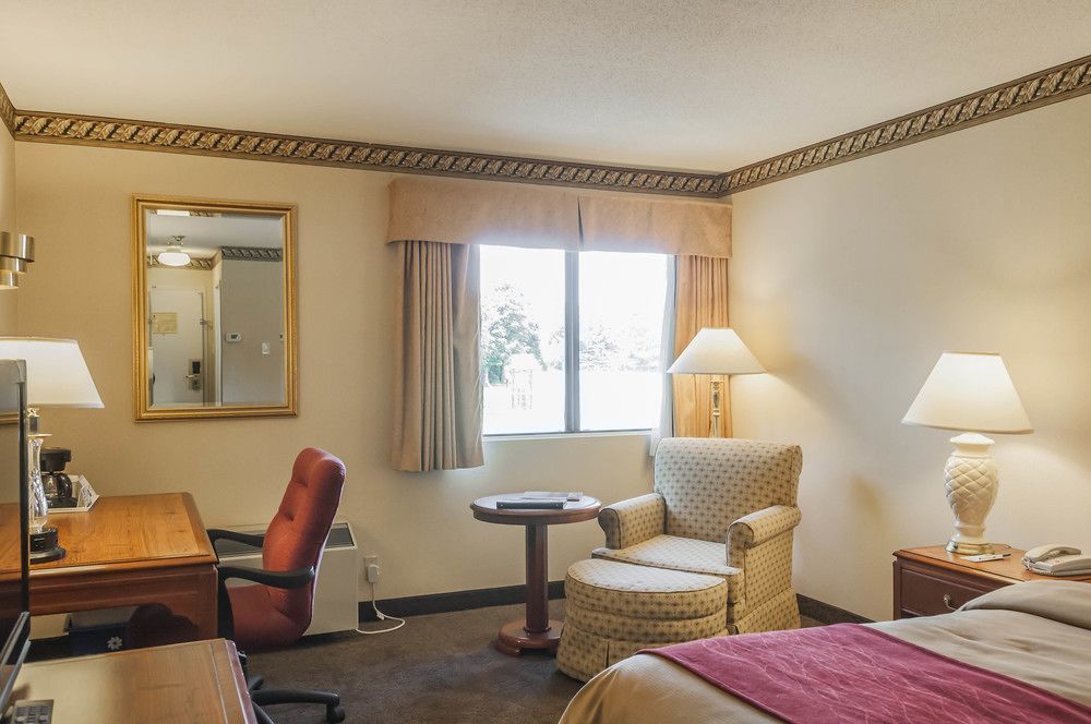 Comfort Inn Meadowvale Mississauga Exterior photo